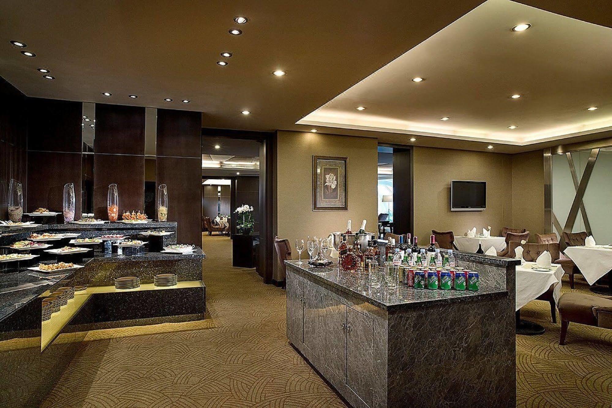 Celebrity International Grand Hotel Beijing Eksteriør bilde