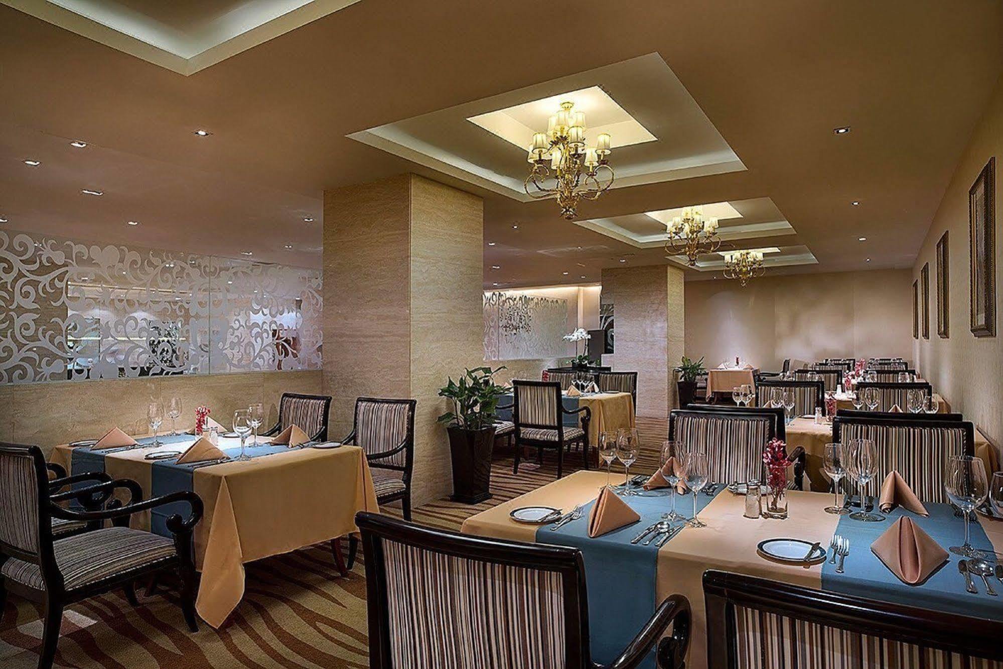 Celebrity International Grand Hotel Beijing Eksteriør bilde